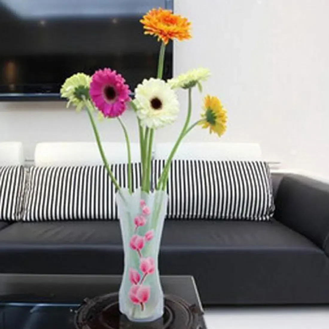 1PC Color Random PVC Folding Durable Flower Vase Foldable Flower Vase For Home Wedding Party Decoration Easy to Store home vase