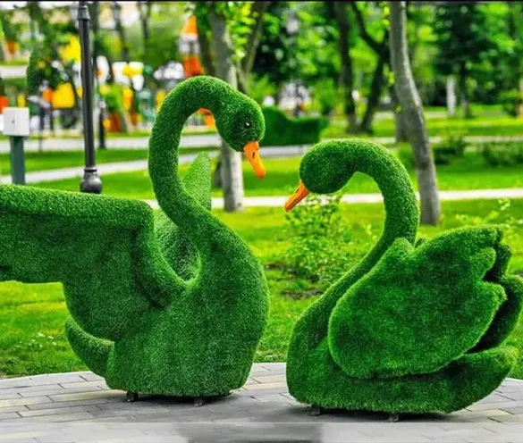 

Steel structure swan for outdoor artificial grass pet decoration
