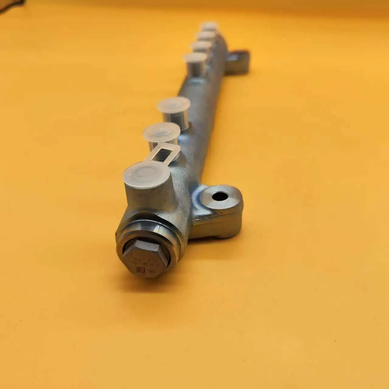 

20902910 Топливная трубка Common Rail для экскаватора EC200D EC210D D5E