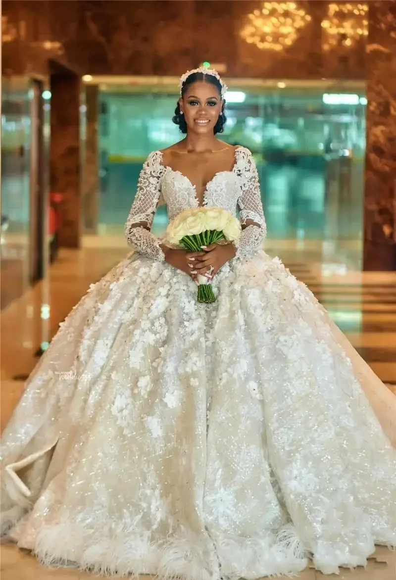 

Customized Luxury 3 D Floral Appliques Ballgown Wedding Dresses Vestido De Noiva Cathedral Train Open Back Long Sleeves