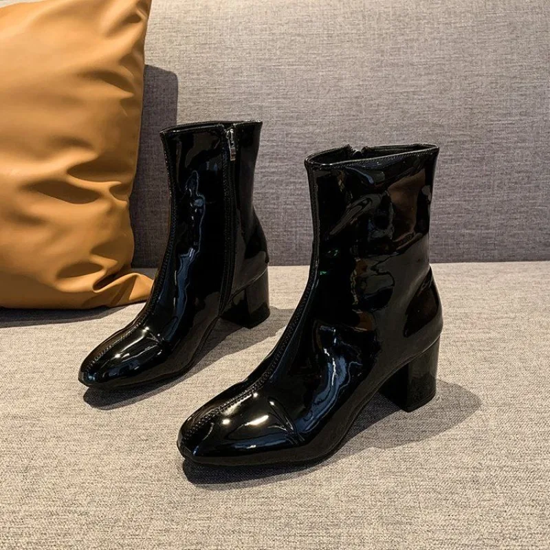 

Ботильоны с квадратным носком, черные, по акции, новинка из искусственной кожи, женские короткие туфли, тренд 2025, рок, осенняя распродажа, женские ботильоны