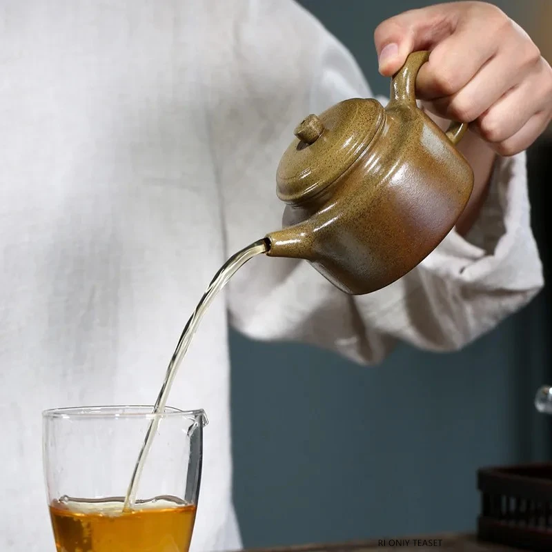 

230ml Chinese Yixing Purple Clay Teapots Traditional Kiln Change Handmade Tea Pot Beauty Kettle Famous Zisha Tea Set Teaware