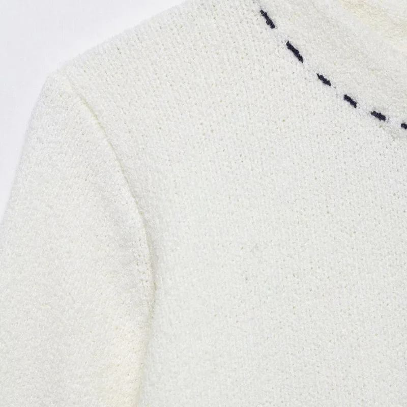 TRAF سترة امرأة 2025 جديد سترة متماسكة الربيع الصيف المحاصيل قصيرة الأكمام Topstitching تريكو ملابس خارجية الأبيض دافئ البلوزات