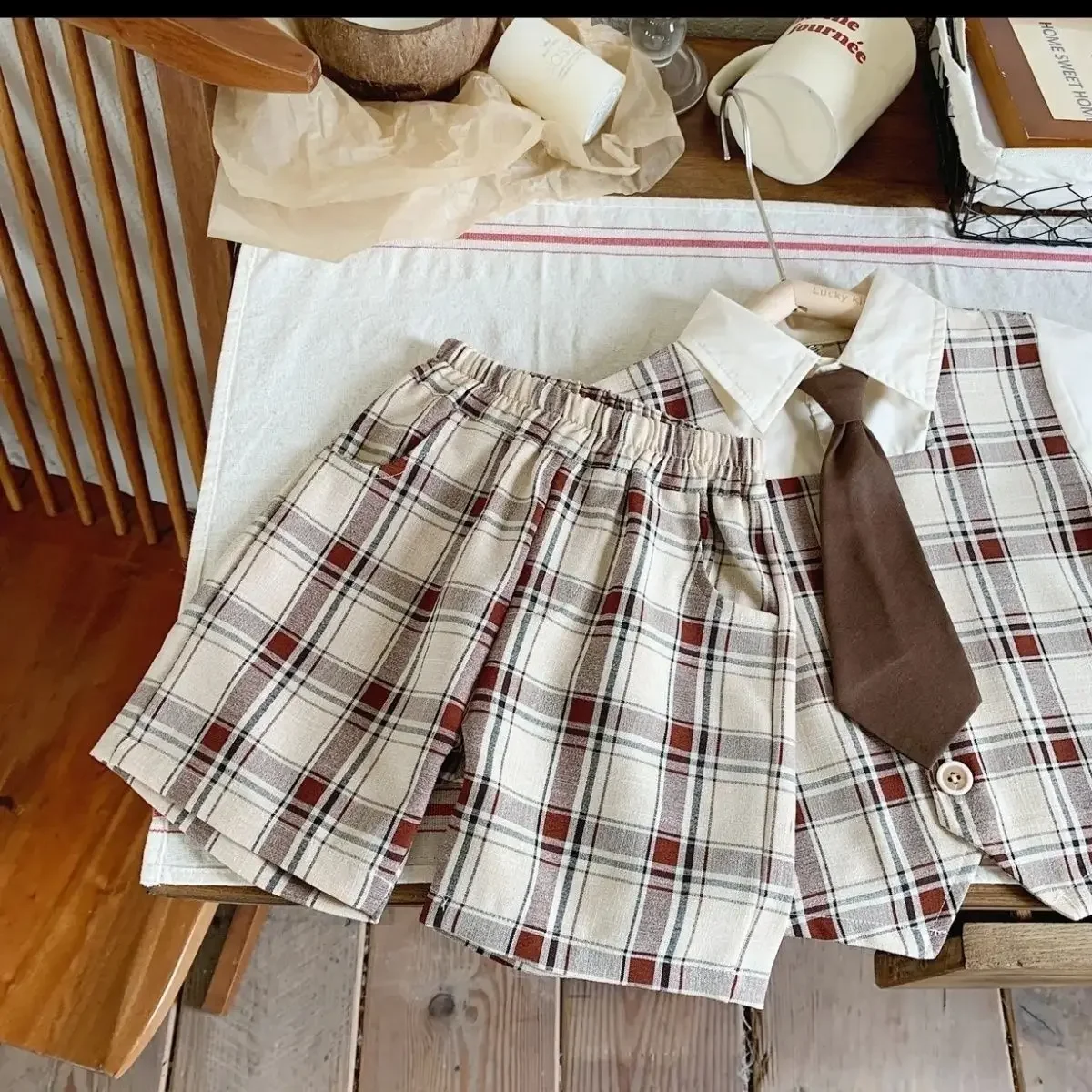 

Детский летний костюм из двух предметов: футболка с коротким рукавом и брюки. Новинка. Для мальчиков. Корейский стиль.