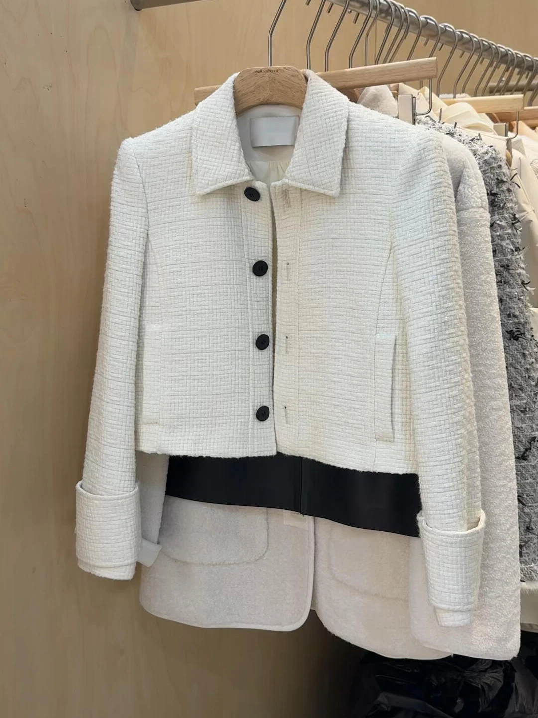 

French Style Short Coat Women's Fashion Spring Clothing Ladylike Small Size Mysterious Light Mature Turn-down Collar Thick Tw...