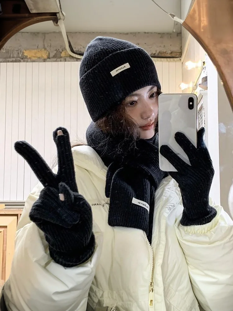 محبوك الشتاء وشاح امرأة بلون قبعة وشاح قفازات المرأة يندبروف الكبار ثلاث قطع مجموعة موضة المرأة وشاح طقم قبعات