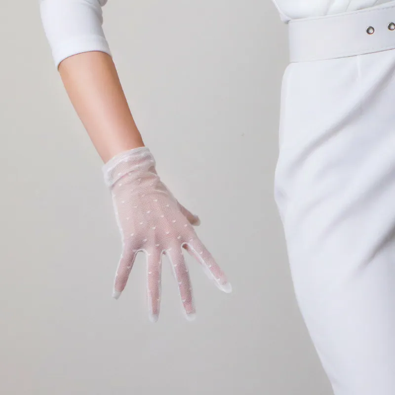 Kurze Spitzenhandschuhe mit Rüschenbesatz, Tüll-Mesh, halbtransparent, Touchscreen-kompatibel, Schwarz-Weiß-Punkte, elegant, für Hochzeiten, Damen – Detail 28