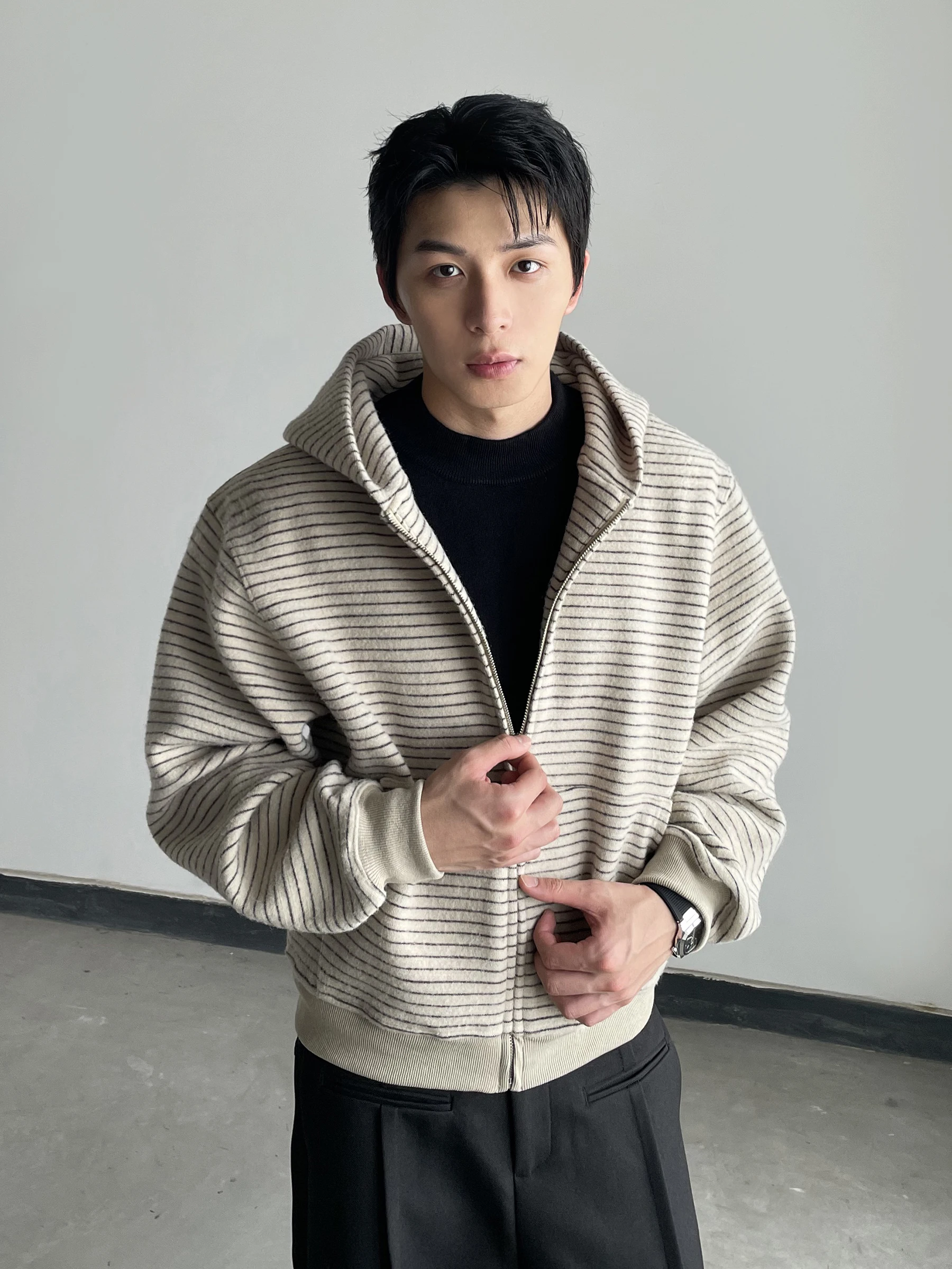 

Retro Oatmeal Striped Open Cardigan Hoodie Men's Loose Casual Loose Feeling Sweatshirt Couple's Comfortable Long Sleeve Zipper