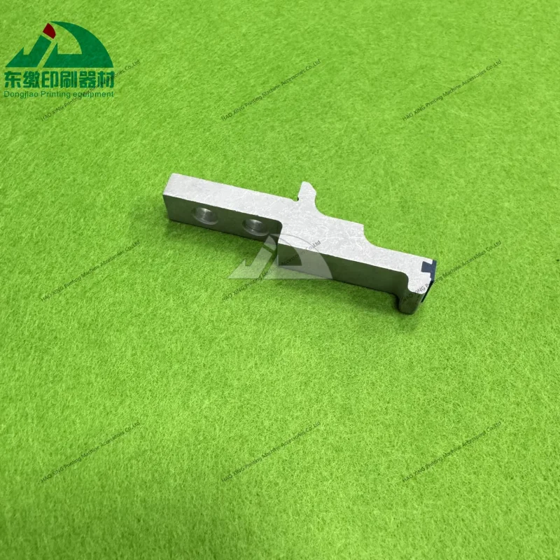 1-piece-gripper-pad-for-mitsubishi-printing-machine-swing-arm-gripper-pad-for-mitsubishi-printer