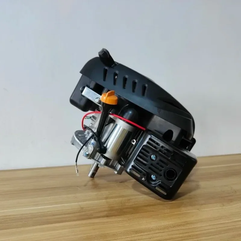 

Газонокосилка с вертикальным двигателем RV225-X, 240-дюймовым шнеком, дистанционным управлением, мощностью 9-10 л.с., электрическим запуском.