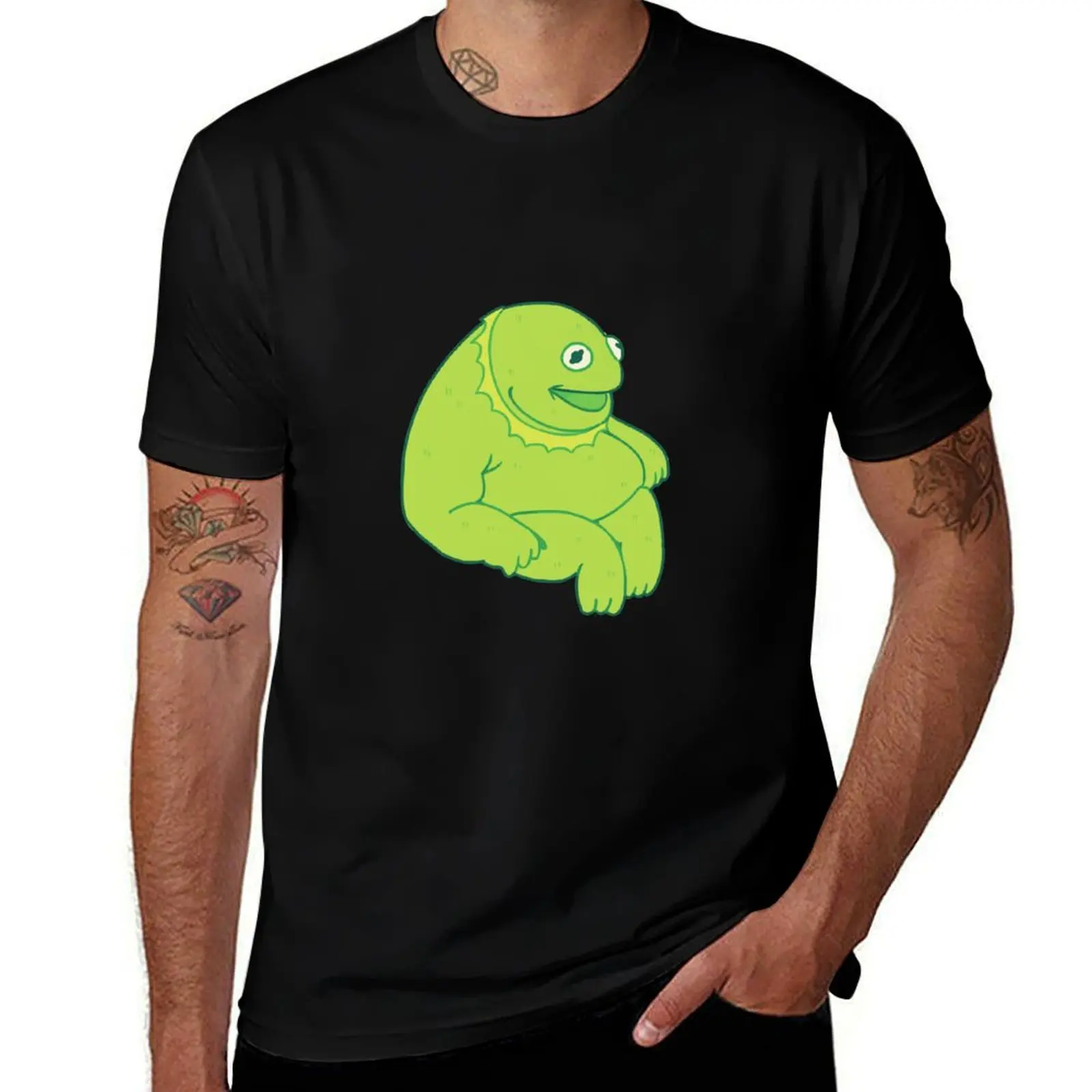 Fat Kermit. T-Shirt Halloween Casual T-Shirt