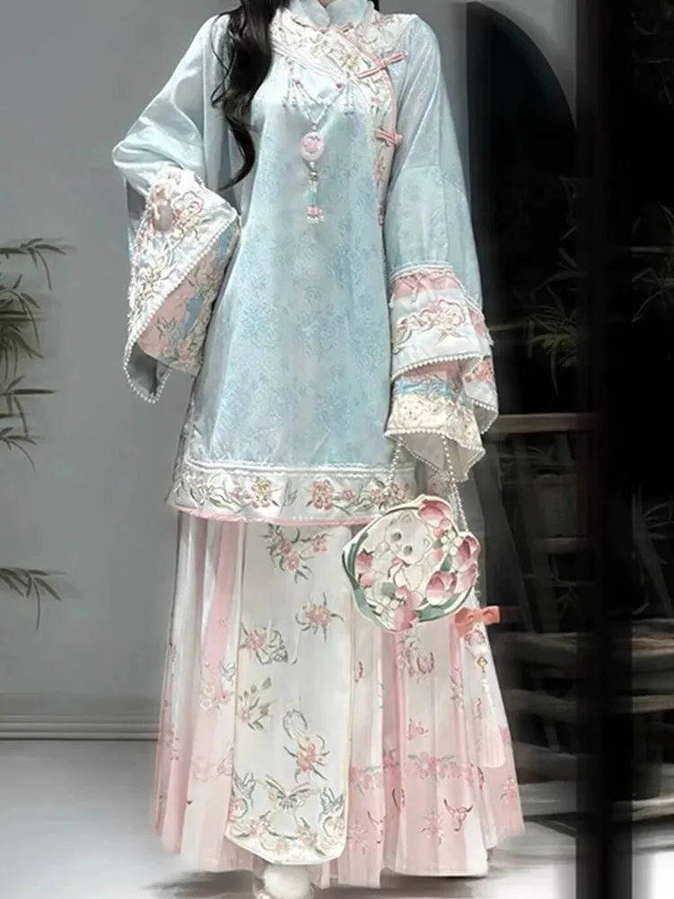 Hanfu การฟื้นฟูความรู้สึกชุดสูทผู้หญิงกระโปรงปักหนักพร้อมแขนเสื้อขนาดใหญ่และคาร์ดิแกน