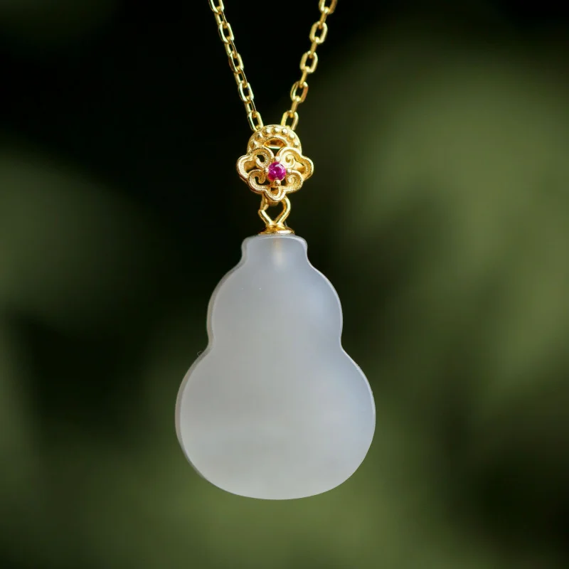 

Hetian Jade Smokey Violet Кулон S925 Посеребренная тыква Ожерелье Волосы