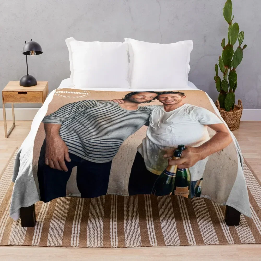 

Jared and Jensen Throw Blanket Outdoor Soft Blanket for Picnic Beach Camping