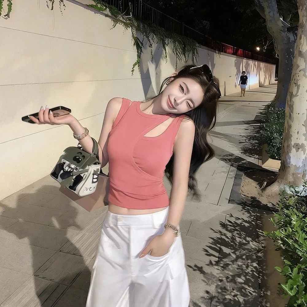 Summer New Pure Desire Sleeveless Vest Women's Outerwear Slim Hollow out Integrated with Chest Pad Versatile Top