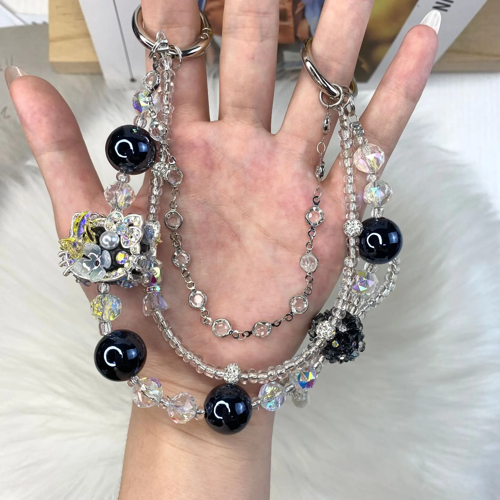 Luxury Beaded High-End Phone Lanyard Cat Wrist Strap Pearl Rhinestone Handmade Bowknot Bracelet Anti-Lost Mobile Phone Chain