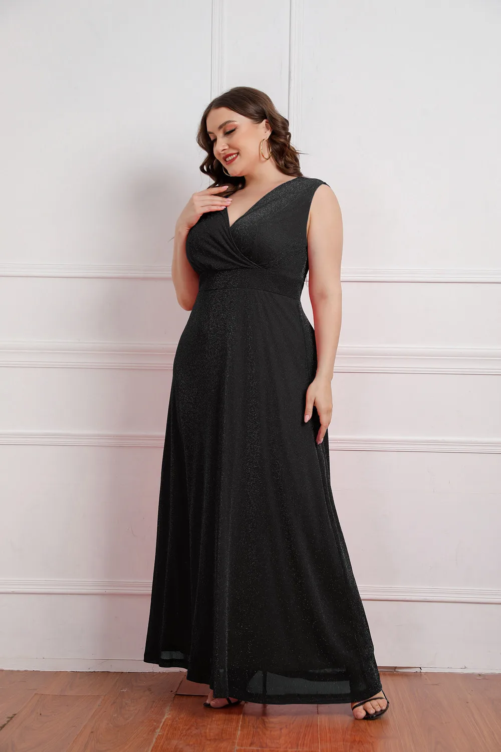 Plus Size V Neck Sleeveless Summer Party Evening Dresses For Women