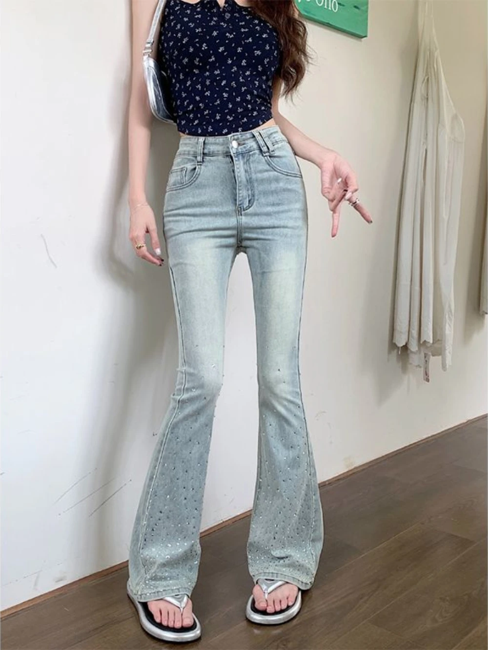 

Vintage New In 90s Original Woman Flared Jeans Korean Fashion Rhinestone Trousers Slim Fit High Waist Shot Denim Pants for Women