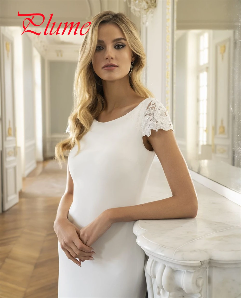 Customized High Quality White Jersey Wedding Dress Elegant Scoop Short Sleeves Bridal Party Romantic Backless Bridal Gowns