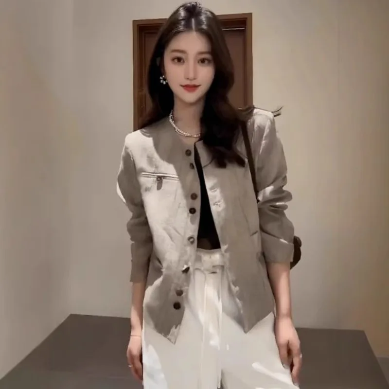 سترة نسائية بيج بأزرار أمامية وأكمام طويلة وفضفاضة كاجوال