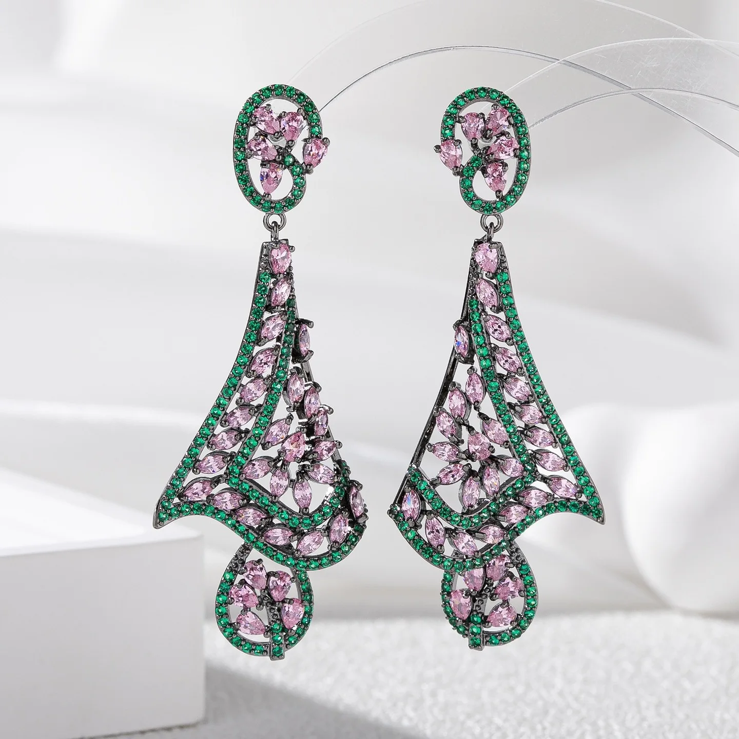 Bilincolor Elegant Flower Earrings With Colored Zircon  for Women