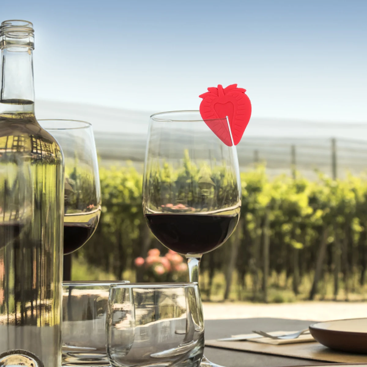 

6Pcs Red Wine Glass Identifier Silicone Drink Marker for Beverage Liquor Cup Distinguishing Party Bar Celebration Use