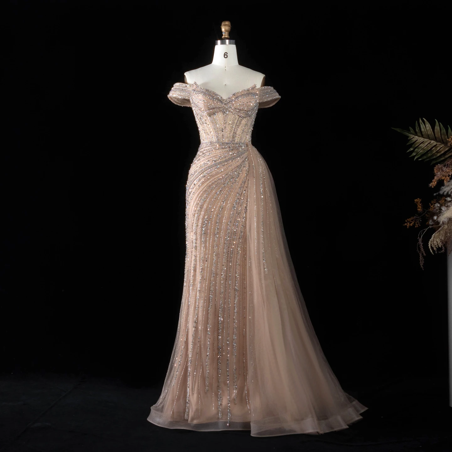 Sharon Said Luxuriöses Rosa Abendkleid, Schulterfrei, Herzausschnitt, Kristallperlen, Meerjungfrauen-Schnitt, Seitlicher Tüll, Formelle Partykleider SS005 Maßanfertigung – Detail 22