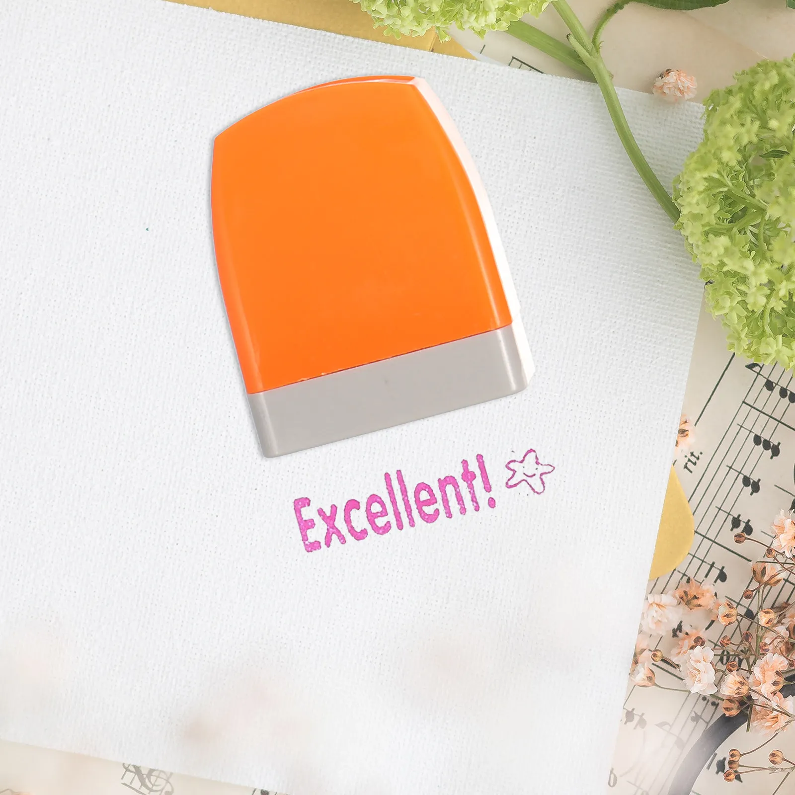 8Pcs Teachers Comment Stamps English Encouragement Stampers for Classroom Homework Scrapbook DIY Convenient Multi-Function Small