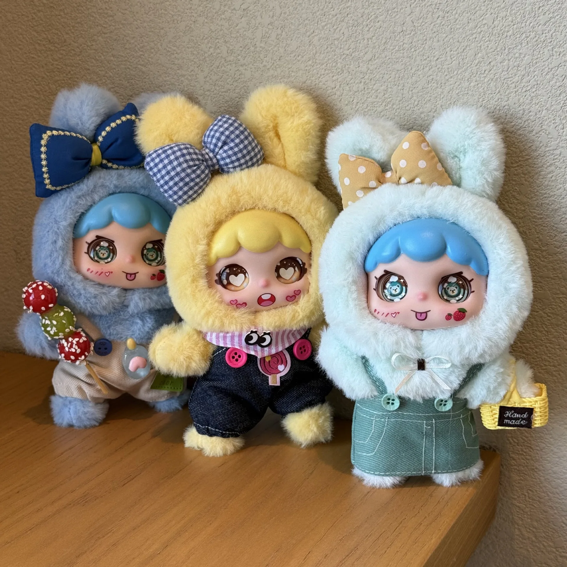 

Whimsical Vinyl-Face Plush Doll - Creative Trendy Pocket Pendant Keychain, Portable Cute Companion