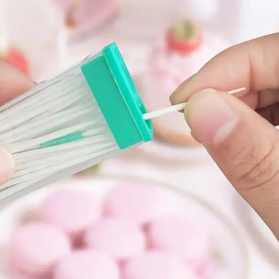 100 قطعة من فرش السيليكون بين الأسنان، فرشاة أسنان الأسنان بين الأسنان، أعواد أسنان من السيليكون مع أداة تنظيف الفم