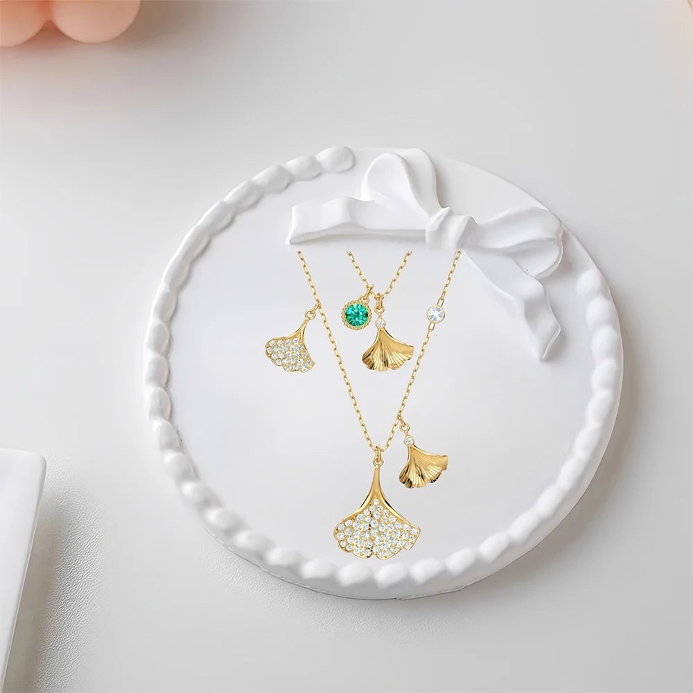 

2025 Hot Selling Brand Women's Necklace Fashionable, Simple, Luxurious Jewelry Suitable for Gifting To Friends