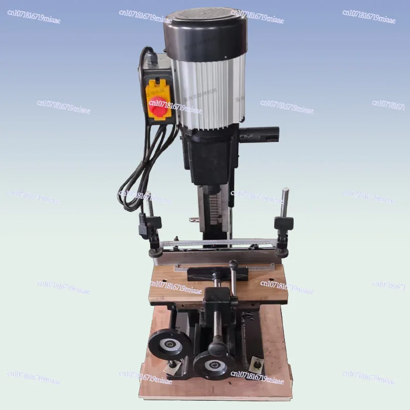 

MS3840 Деревообрабатывающий сверлильный станок Шипорезной станок Многофункциональный небольшой бытовой наклонный сверлильный станок