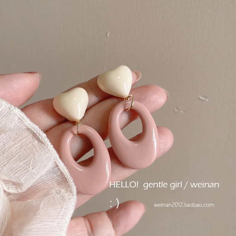 Clip Earrings Pink Glossy Resin Spiral Coil Geometric Retro Cute Sweet  Comfortable Versatile  School Party Jewelry for Girls