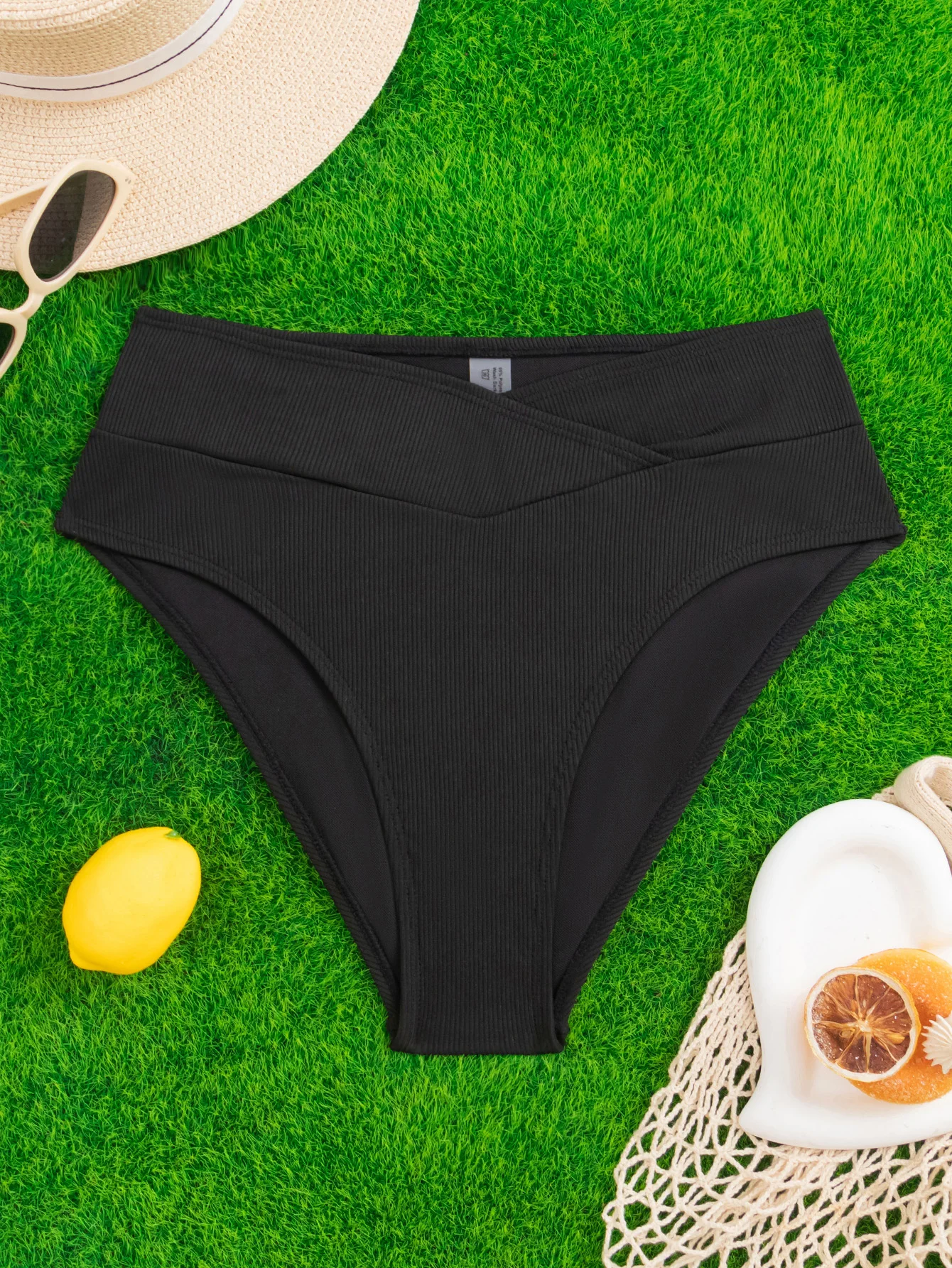 Women\'s high-waist beach shorts cross-cut swimsuit Bottom briefs Ladies Thong Swim Trunks Solid Color Pleated Thong Swimwear