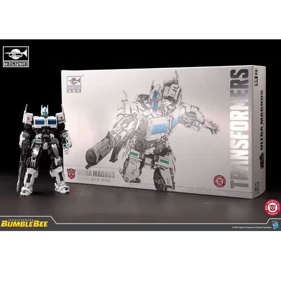 Trumpeter 08150 Transformers ULTRA MAGNUS Shanghai Exhibition Limited Edition Action Figure （Movable ）Assembly Model