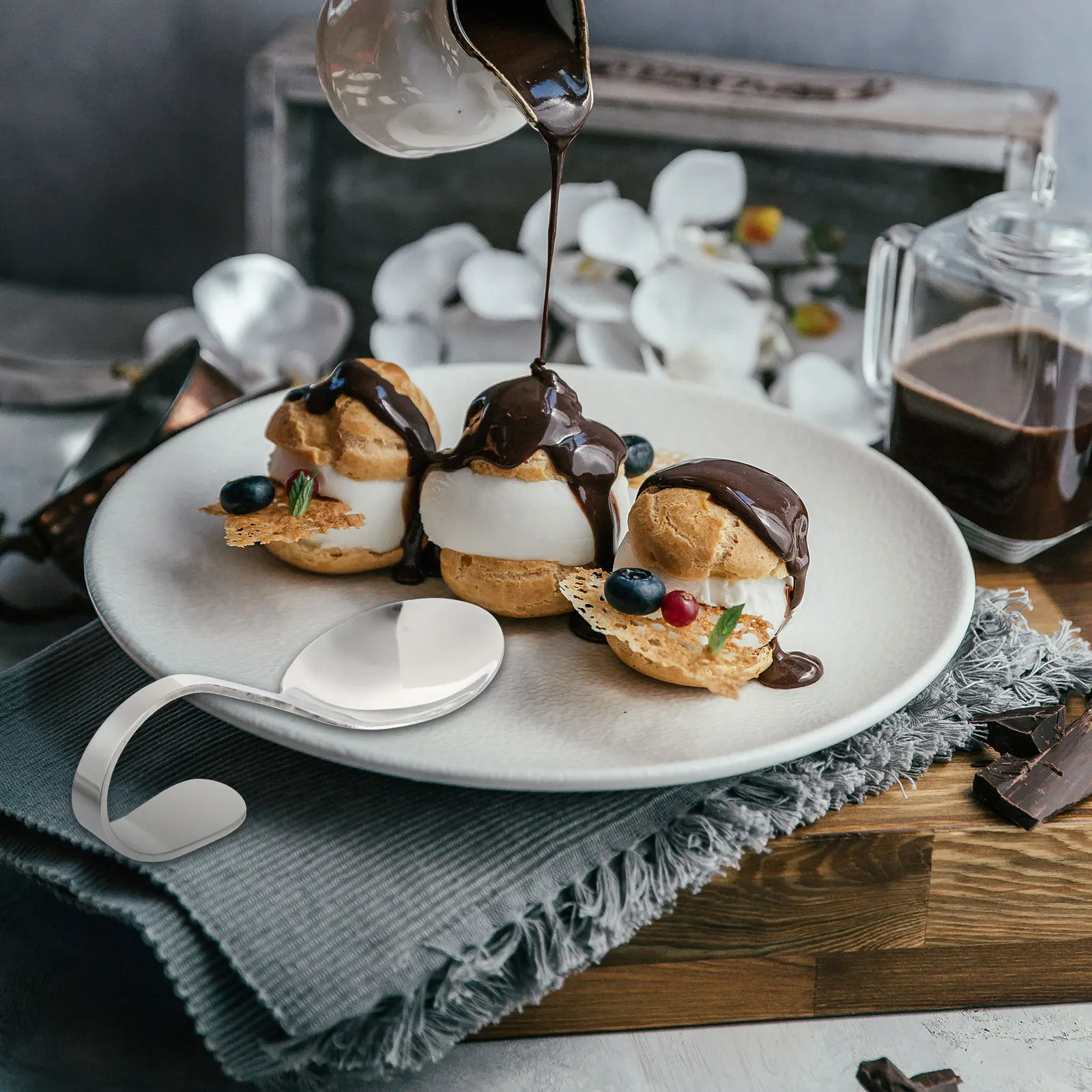 

4pcs Vintage Bent Handle Dessert Stainless Steel Smooth Surface Easy Clean Comfortable Design Ideal for Tea Party Coffee