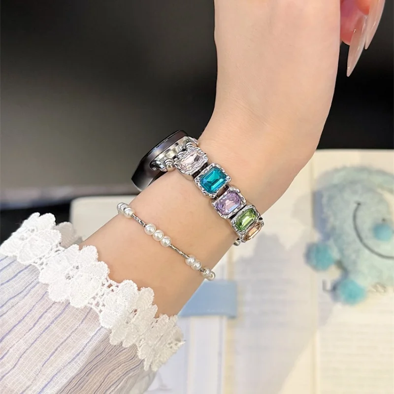 

Square Candy Diamond Bracelet is suitable for Xiaomi Band 8Pro/9Pro，For Mi band 3/4/5/6/7，8/8NFC/9/9NFC/10/10NFC，For Redmi Watch