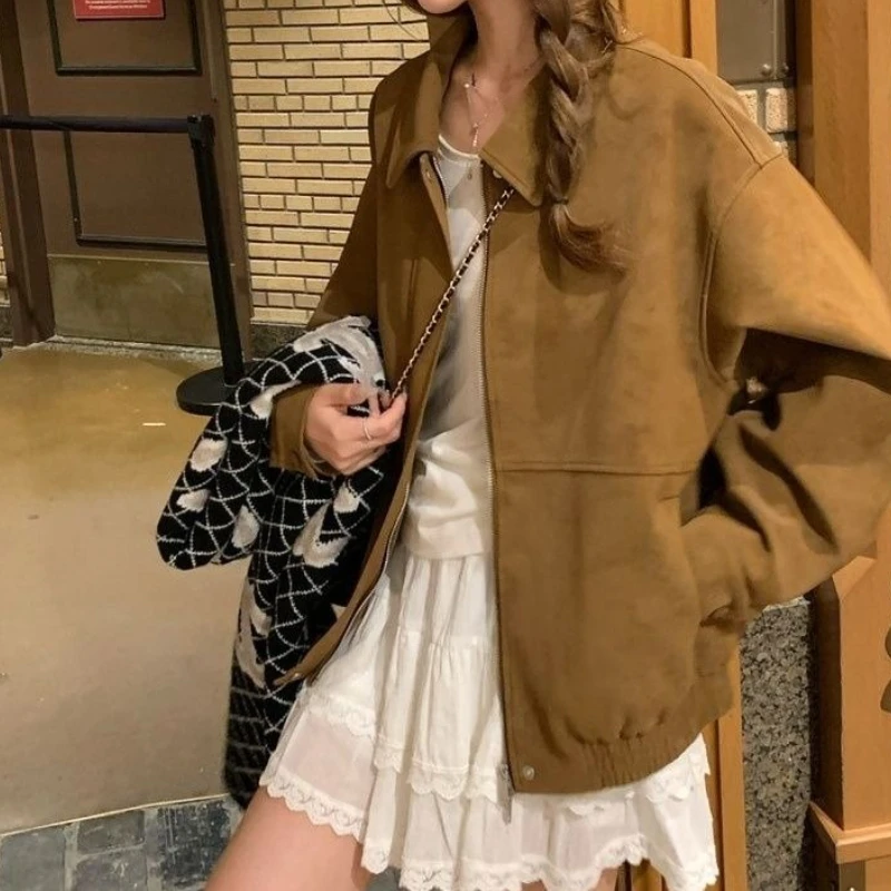 

Retro suede jacket for women 2025, loose fit, lapel, casual and versatile, slimming coat, trendy.