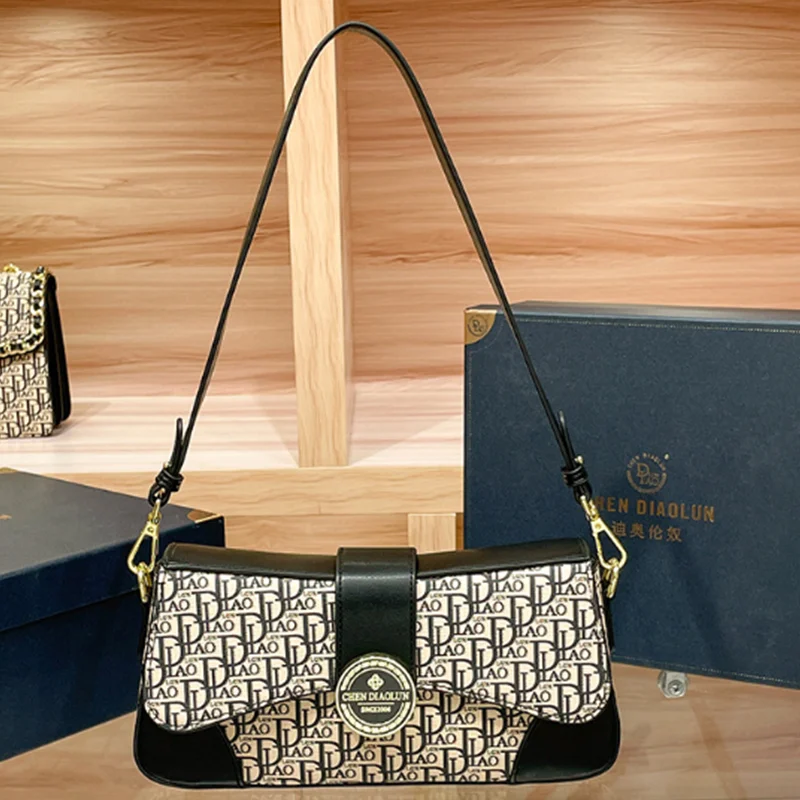 2024 Underarm Bag New Fashion Baguette Bag Urban Simple Shoulder Crossbody Small Bag Four Seasons