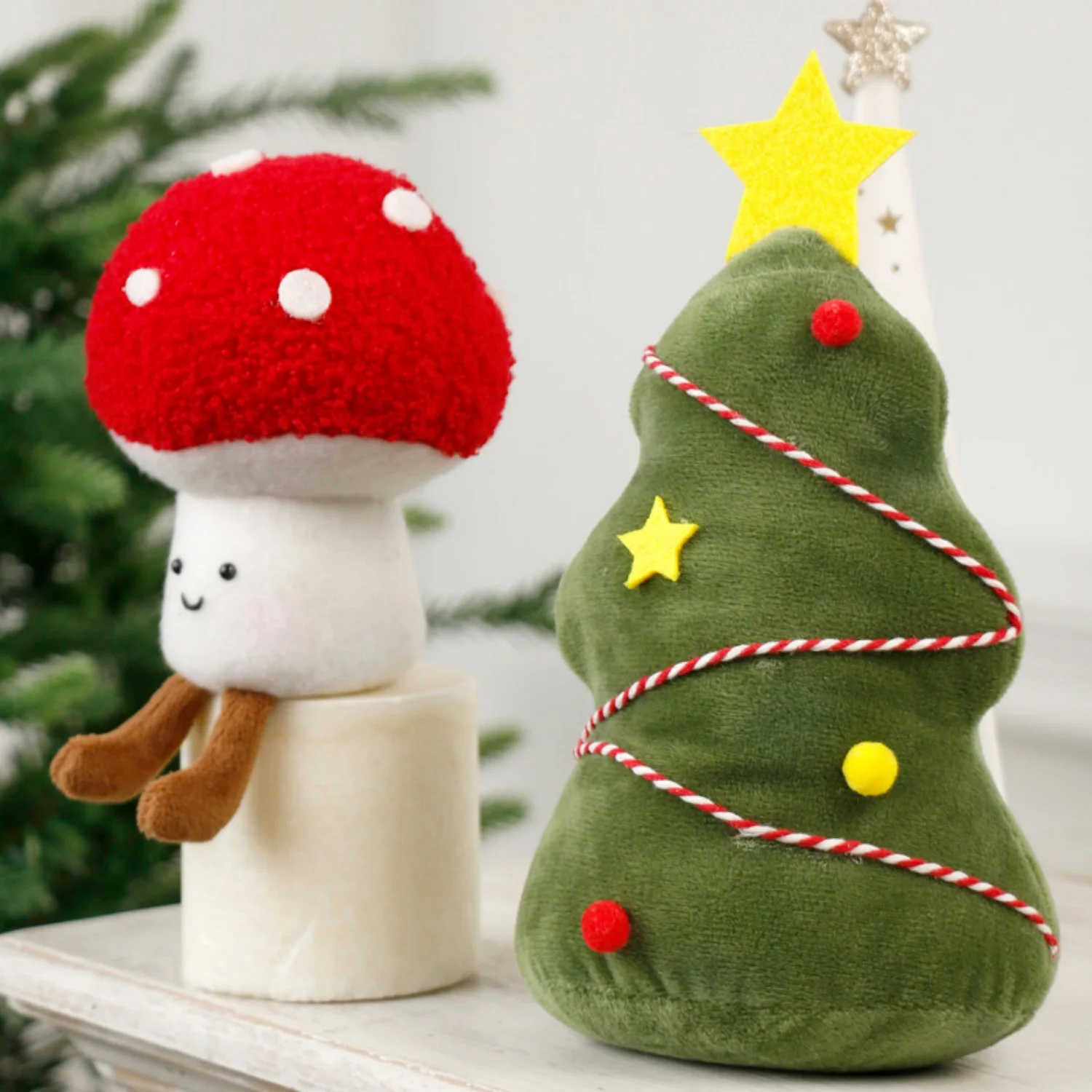 

2025 Christmas Decoration Ornament Lovely Xmas Tree Garland Mushroom Shaped Ornament Thanksgiving Day Gifts Party Decor Pendants