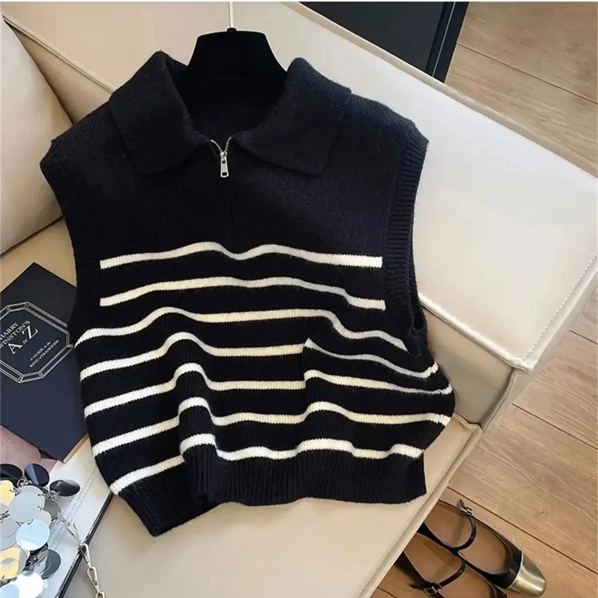 Vintage Lapel Stripe Knitted Vest Wear Outside In Autumn Winter Sleeveless Sweaters Women Elegant Vests Casual Simple Pullover