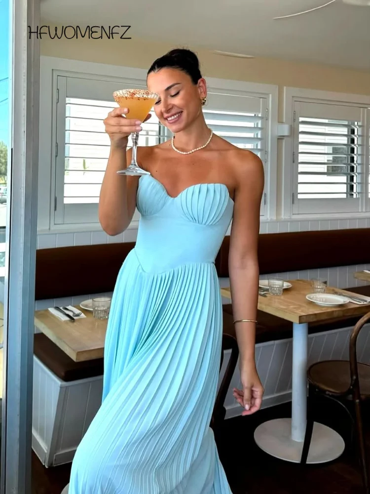 

Sexy Solid Tube Top Dress Women Fashion Sleeveless Backless Pleated Long High Waist Dresses Female 2025 Summer Beach Lady Robes