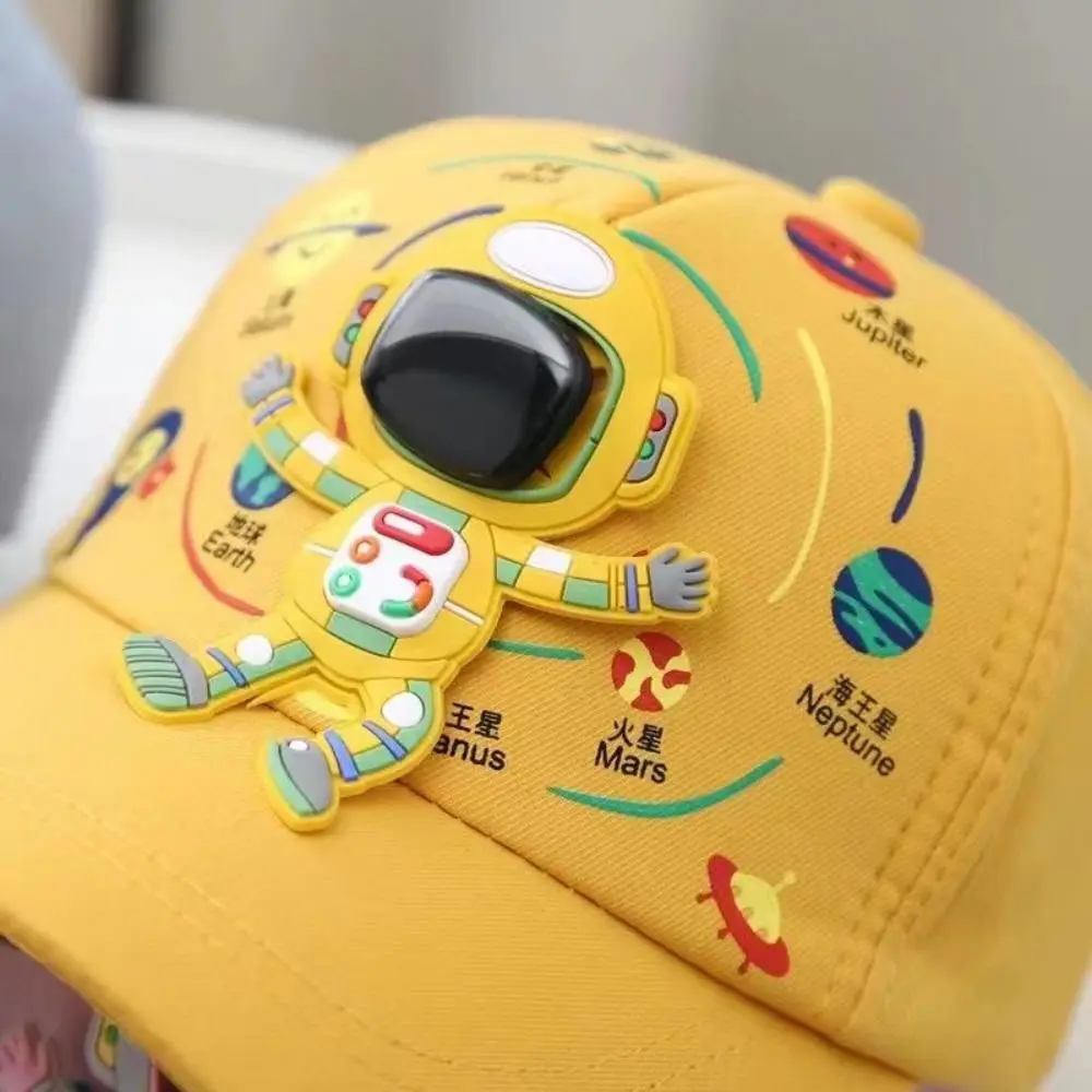 

Бейсбольная кепка с принтом планет для весны и лета, регулируемая, с мультяшным космонавтом, защита от УФ-излучения, солнцезащитная шляпа для детей