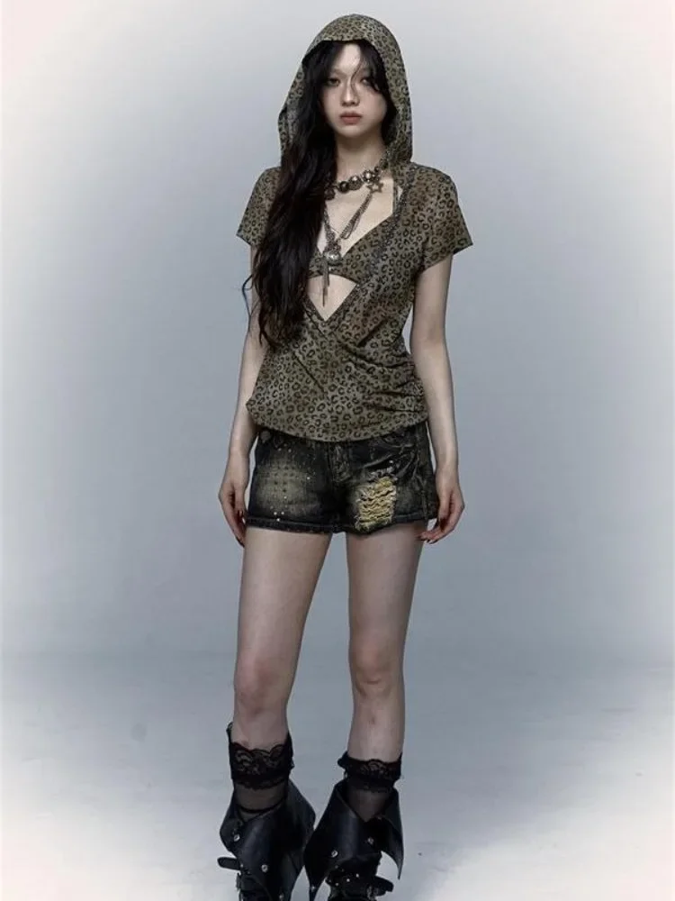 

Лето 2024, комплект из двух предметов, сексуальные лоскутные футболки с капюшоном Y2k, эстетические укороченные топы с лямкой на шее, женские футболки в стиле Харадзюку с леопардовым принтом в стиле гранж