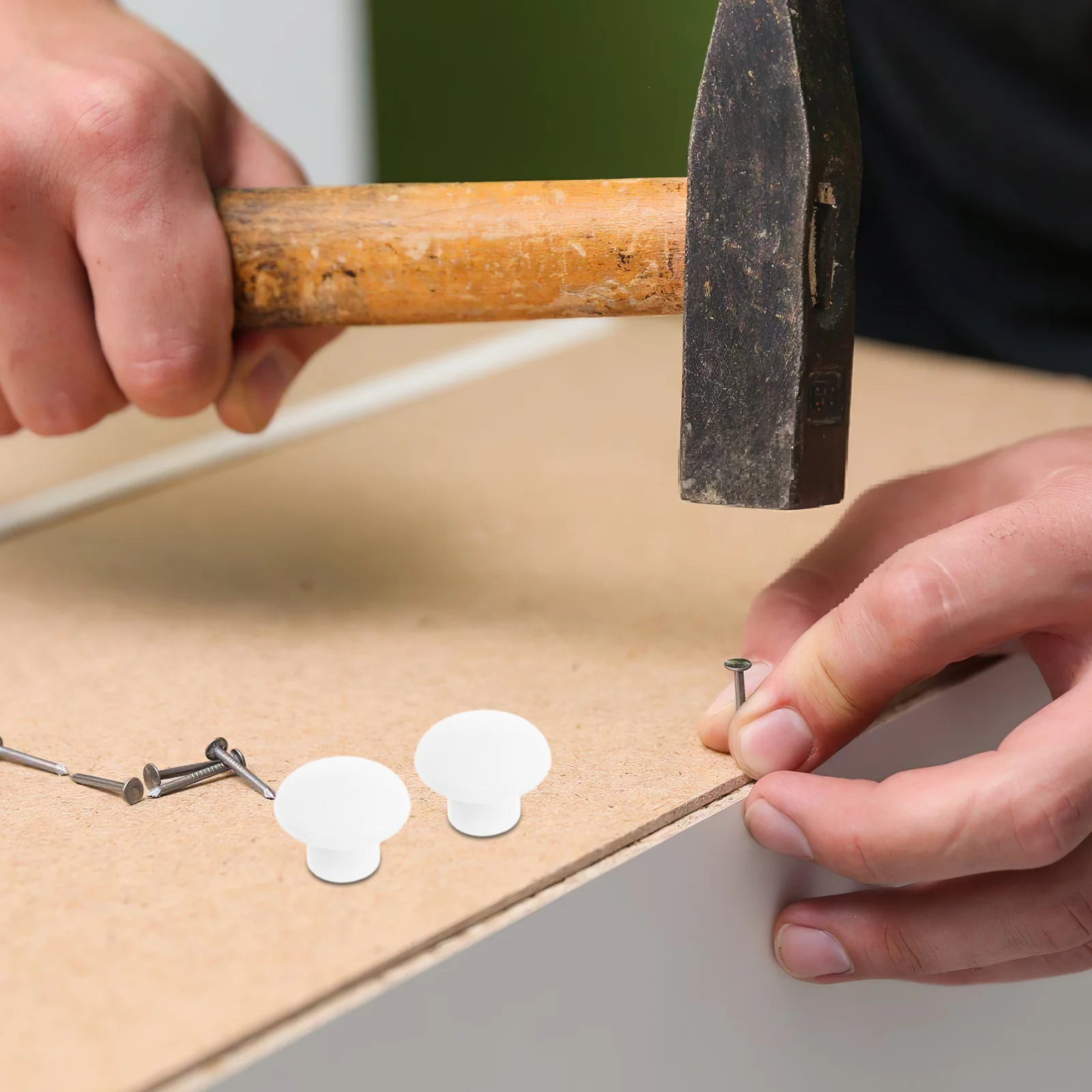 

500pcs Plastic Hole Covers White Round For Furniture Cabinet Shelf Panel Screw Caps Plugs Decorative End Caps Protective Covers