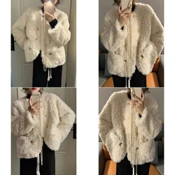 Small Chanel style lamb wool jacket for women 2024 winter new small size loose thickened white fur top cotton coat