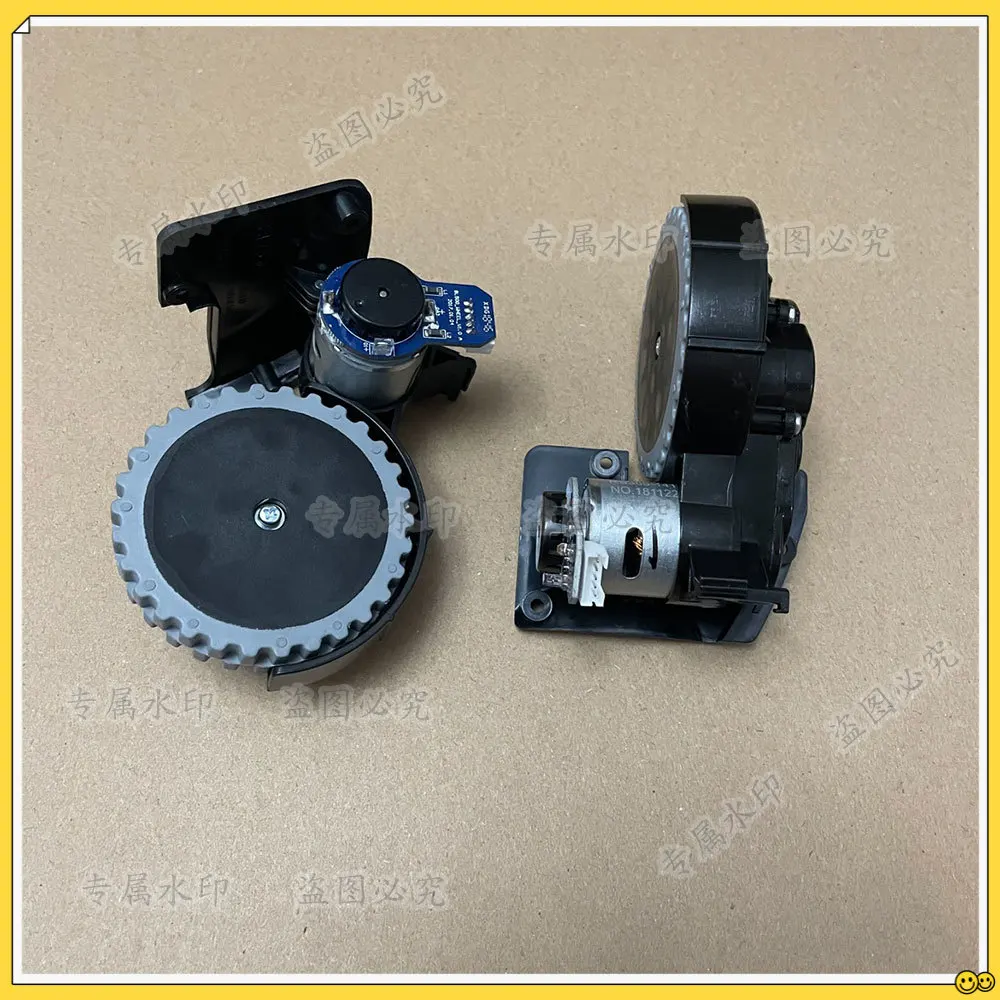 

Vacuum Cleaner Wheel with Motors for Conga 1390 1290 1490 1590 Robot Vacuum Cleaner Parts Wheel Engine Assembly Replacement