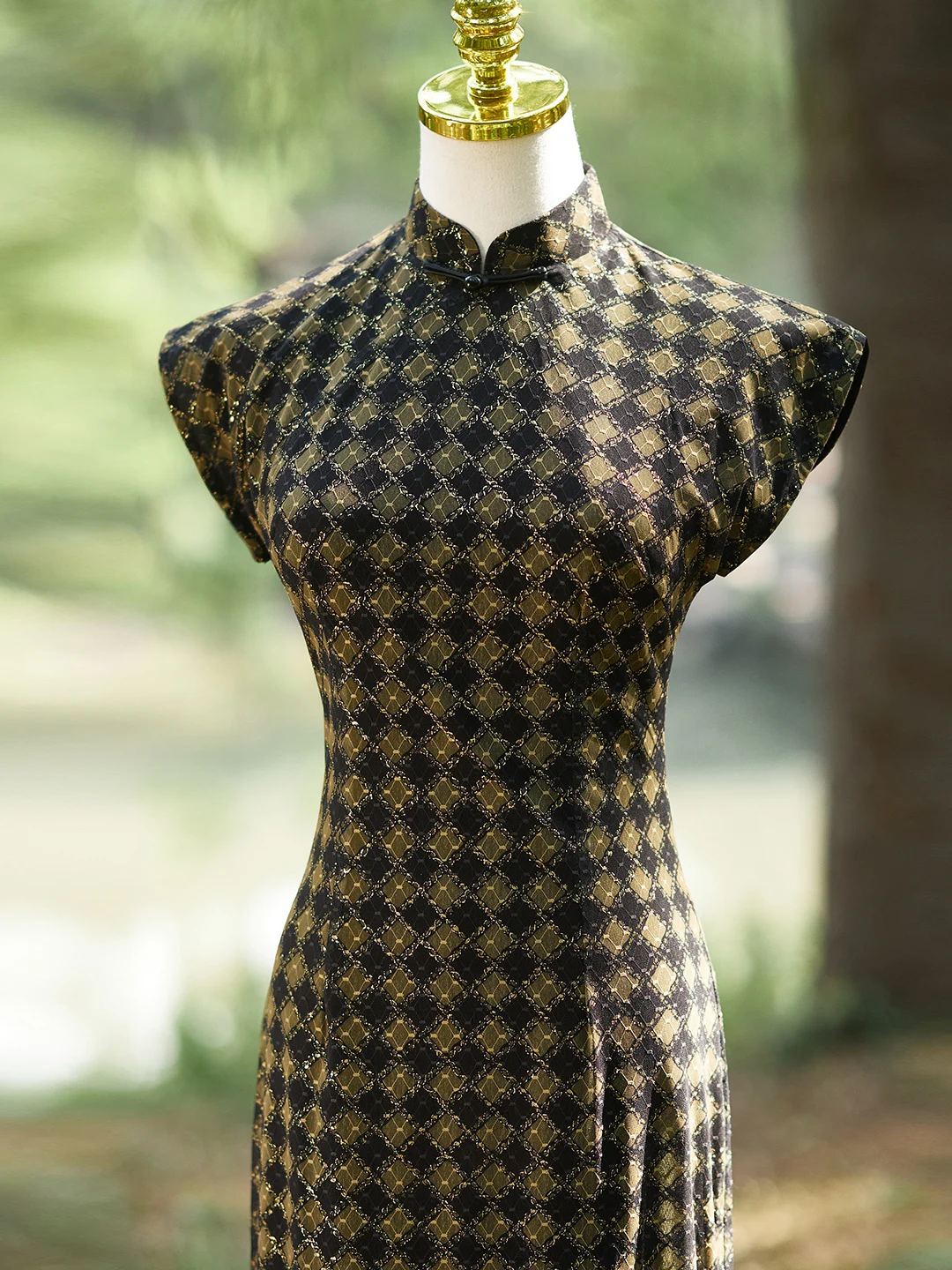 young-sle-reformed-chinese-new-flag-dr-beautiful-slim-fit-daily-wear-retro-wind-mid-length-qipao-low-slit-no-sve