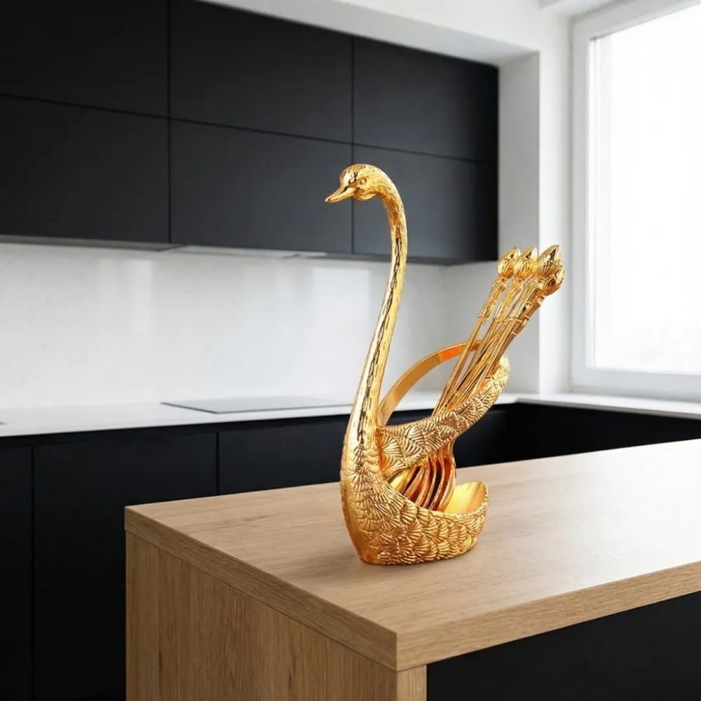 Elegant Swan Tableware Set 2