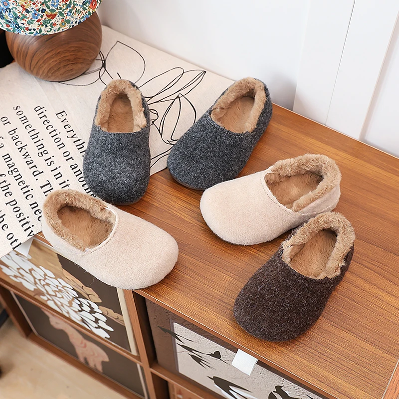 

Children Casual Shoes Suede Warm Versatile Kids Flat Shoes Comfortable 2025 Winter New Boys Girls Moccasins Korean Style Soft